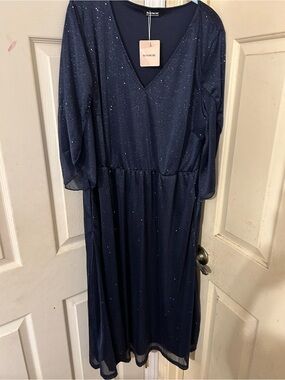BloomChic Navy Sparkle V-Neck Formal Dress